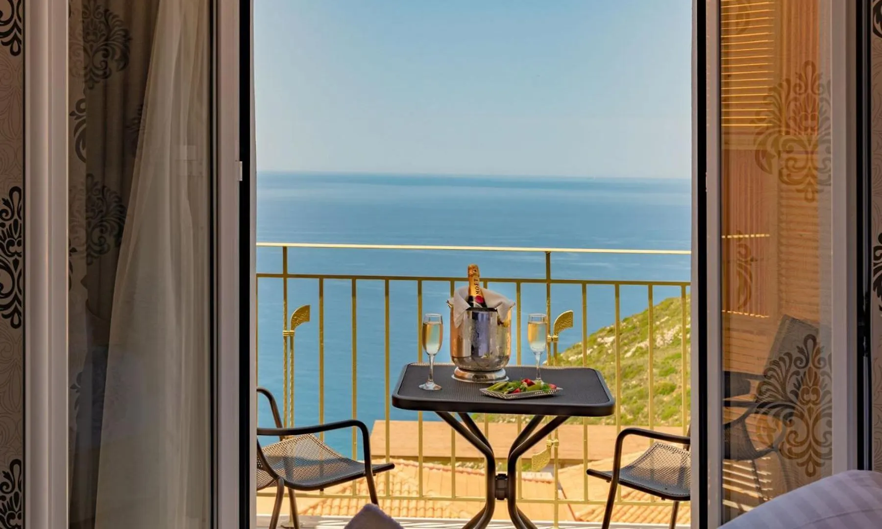 Petani Bay Hotel - Adults Only Vovikes